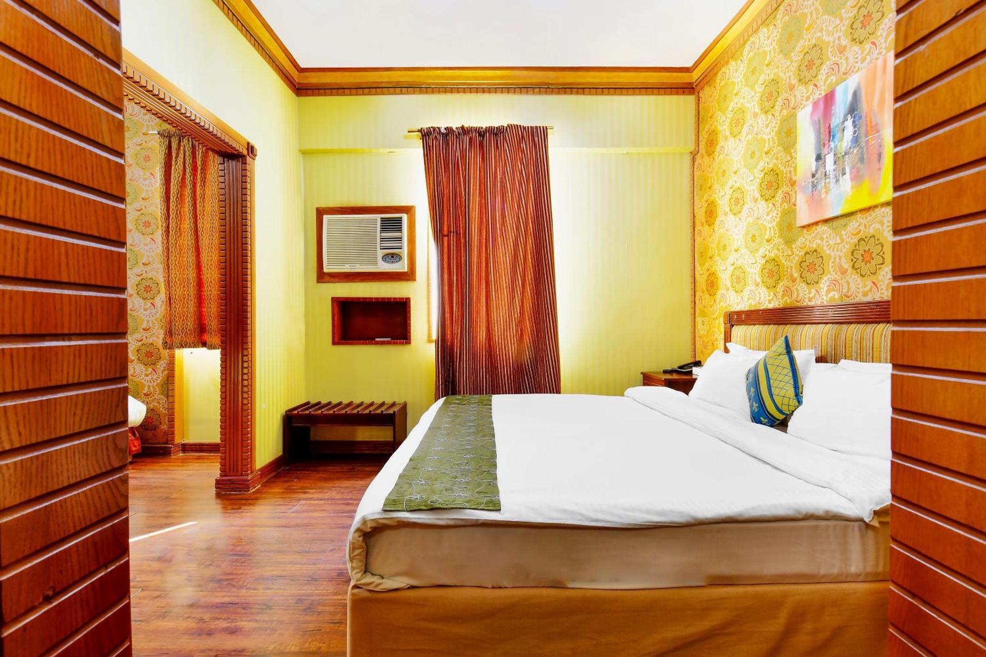 Capital O 125 Moon Plaza Hotel Manama Luaran gambar